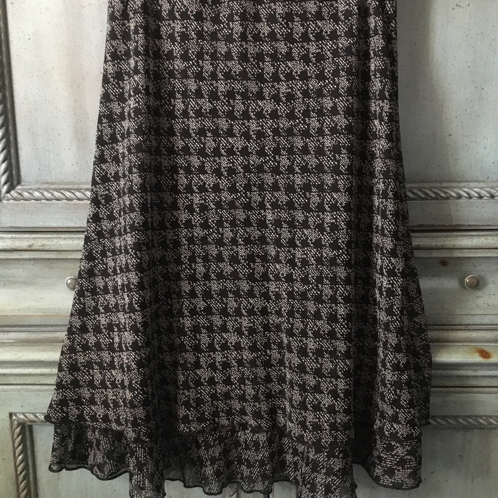 Black and white houndstooth tiered skirt